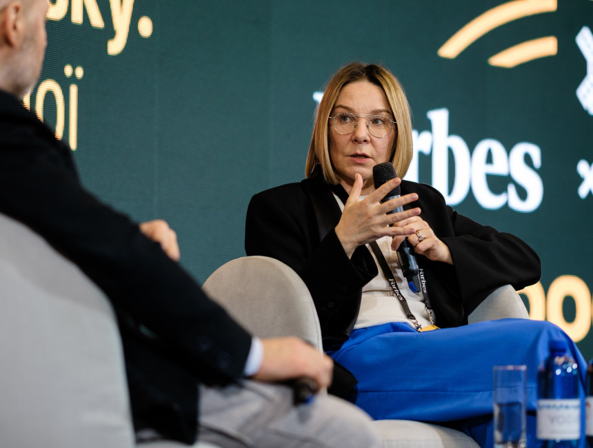 Olena Vovk, co-owner of Enzym Group, made a speech at AgriFood