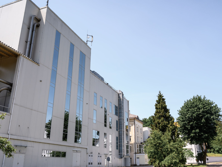 Participation in leading summits, Flakes' victory in the competition and a new recipient of the UCU Orest Vovk scholarship, - the main news of October at Enzym Group