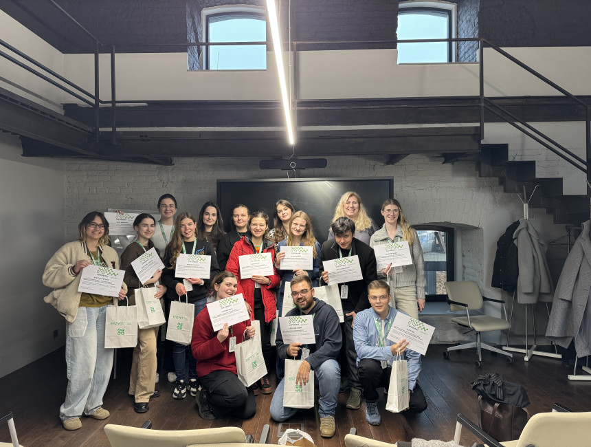 Enzym Group news in November: training and opportunities, sustainable development, event with Flakes superfood